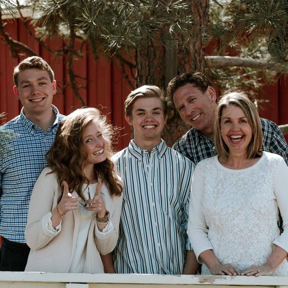 Meet your Posher, Lauren - Picture 1 of 1